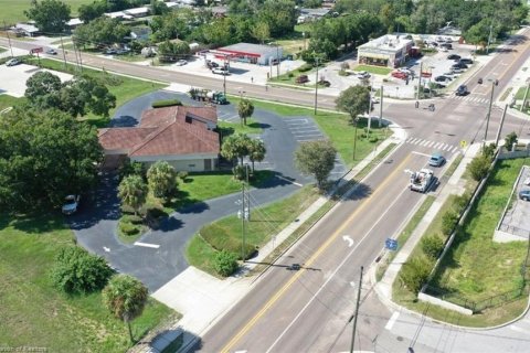Propiedad comercial en venta en Frostproof, Florida, 361.02 m2 № 1155990 - foto 5