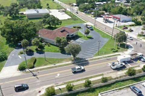 Propiedad comercial en venta en Frostproof, Florida, 361.02 m2 № 1155990 - foto 6