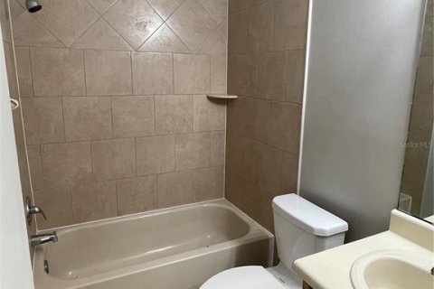 House in Kissimmee, Florida 2 bedrooms, 80.27 sq.m. № 1634968 - photo 11