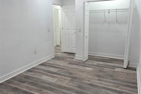House in Gainesville, Florida 3 bedrooms, 140.28 sq.m. № 2104426 - photo 9