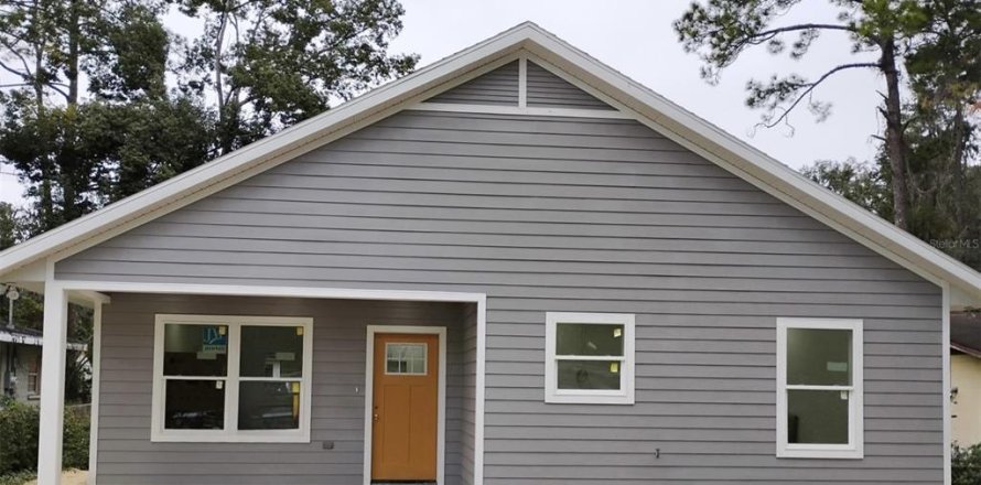House in Gainesville, Florida 3 bedrooms, 140.28 sq.m. № 2104426