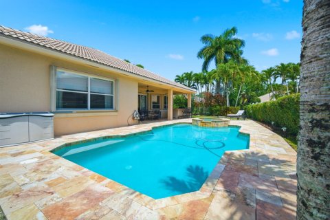 House in Coral Springs, Florida 4 bedrooms, 213.77 sq.m. № 2083428 - photo 23