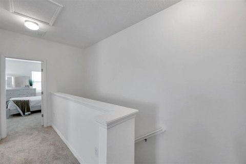 Townhouse in Fish Hawk, Florida 3 bedrooms, 165.37 sq.m. № 1575309 - photo 19