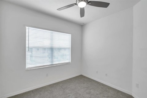 Townhouse in Fish Hawk, Florida 3 bedrooms, 165.37 sq.m. № 1575309 - photo 5