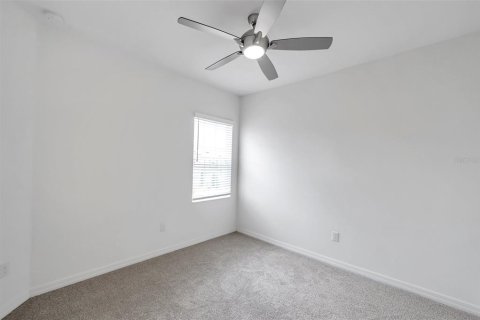 Townhouse in Fish Hawk, Florida 3 bedrooms, 165.37 sq.m. № 1575309 - photo 27