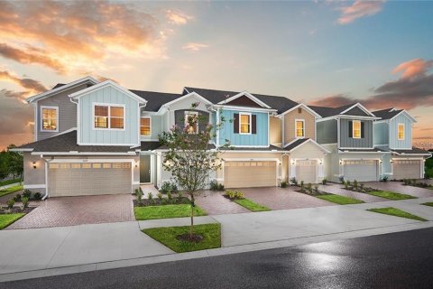 Townhouse in Fish Hawk, Florida 3 bedrooms, 165.37 sq.m. № 1575309 - photo 1