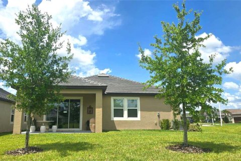 House in San Antonio, Florida 3 bedrooms, 164.44 sq.m. № 2226849 - photo 22