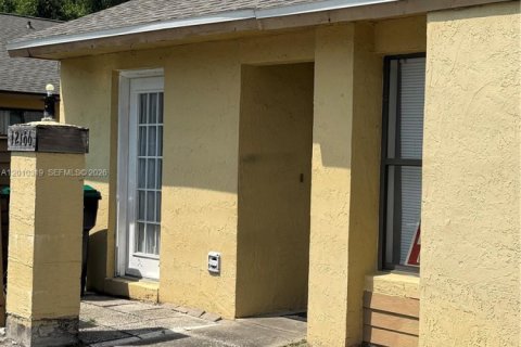 House in Orlando, Florida 2 bedrooms № 2073139 - photo 5