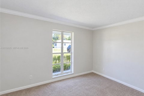 Villa ou maison à vendre à Port St. Lucie, Floride: 4 chambres, 130.81 m2 № 2431390 - photo 10