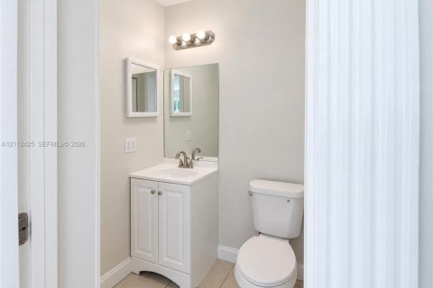 Villa ou maison à vendre à Port St. Lucie, Floride: 4 chambres, 130.81 m2 № 2431390 - photo 16