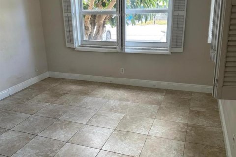 Condo in Pompano Beach, Florida, 2 bedrooms  № 2082159 - photo 20