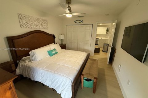 Снять в аренду виллу или дом в Майами, Флорида 2 спальни, 132.85м2, № 1963599 - фото 13