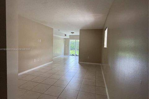 Condo in Homestead, Florida, 3 bedrooms  № 1888914 - photo 6