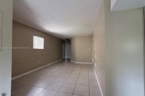 Condo in Homestead, Florida, 3 bedrooms  № 1888914 - photo 17