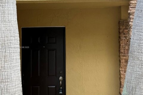 Condo in Homestead, Florida, 3 bedrooms  № 1888914 - photo 5