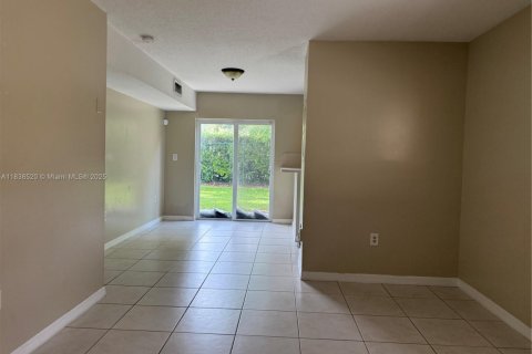 Condo in Homestead, Florida, 3 bedrooms  № 1888914 - photo 7