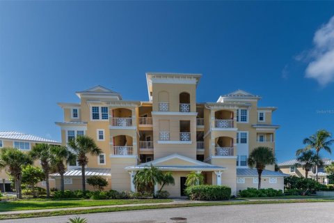 Copropriété à louer à Englewood, Floride: 4 chambres, 256.5 m2 № 1800277 - photo 1