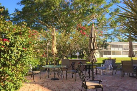 Condo in West Palm Beach, Florida, 1 bedroom  № 2158387 - photo 29
