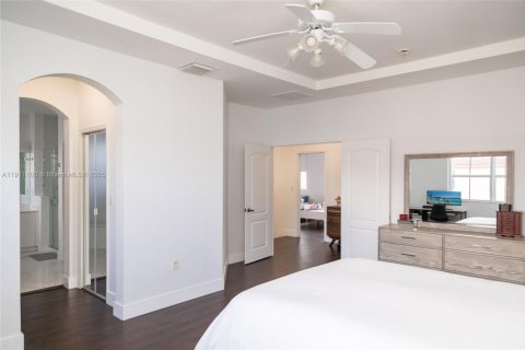 Adosado en venta en Doral, Florida, 4 dormitorios, 211.54 m2 № 1974861 - foto 26
