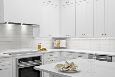 Купить таунхаус в Сент-Питерсберг, Флорида 9 комнат, 222.69м2, № 2151418 - фото 22