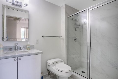 Condo in Hollywood, Florida, 3 bedrooms  № 1776249 - photo 20