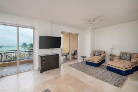 Condo in Hollywood, Florida, 3 bedrooms  № 1776249 - photo 14