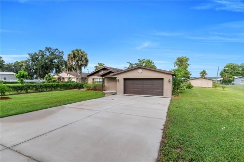 House in Haines City, Florida 2 bedrooms, 127.09 sq.m. № 1913200 - photo 5