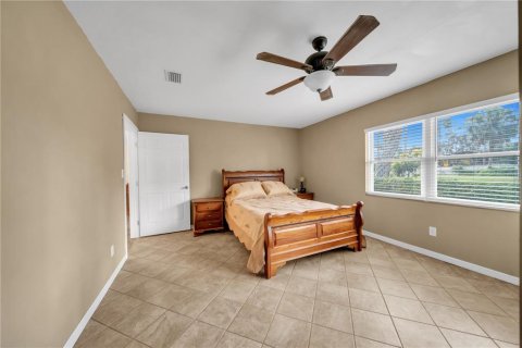 House in Haines City, Florida 2 bedrooms, 127.09 sq.m. № 1913200 - photo 29