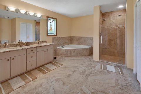 House in DeLand, Florida 3 bedrooms, 192.96 sq.m. № 1894422 - photo 28
