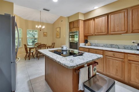 House in DeLand, Florida 3 bedrooms, 192.96 sq.m. № 1894422 - photo 18