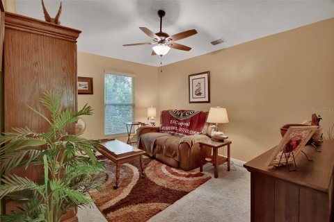 House in DeLand, Florida 3 bedrooms, 192.96 sq.m. № 1894422 - photo 2