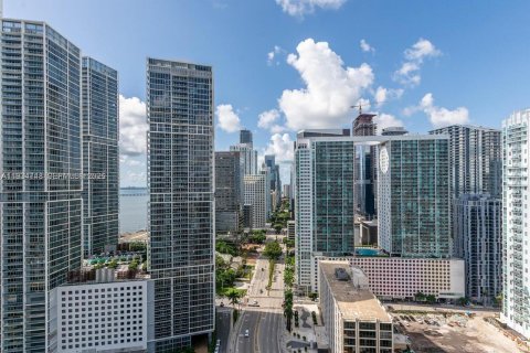 Condominio en alquiler en Miami, Florida, 2 dormitorios, 142.98 m2 № 1992938 - foto 1