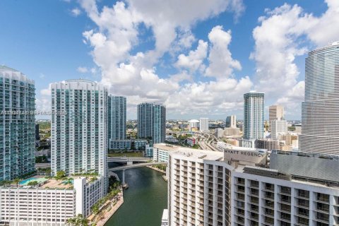 Condominio en alquiler en Miami, Florida, 2 dormitorios, 142.98 m2 № 1992938 - foto 21