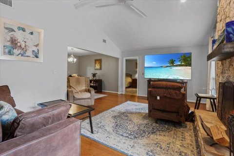 House in Gainesville, Florida 3 bedrooms, 138.33 sq.m. № 1759238 - photo 3