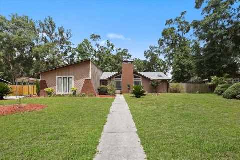 House in Gainesville, Florida 3 bedrooms, 138.33 sq.m. № 1759238 - photo 2