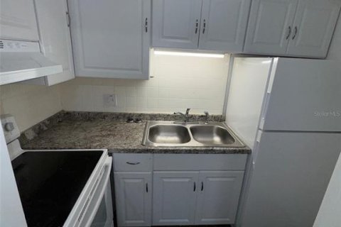 Apartamento en alquiler en Ocala, Florida, 1 dormitorio, 72 m2 № 1720775 - foto 8