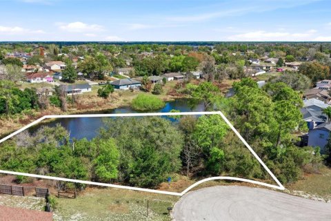 Terreno en Deltona, Florida № 2167116