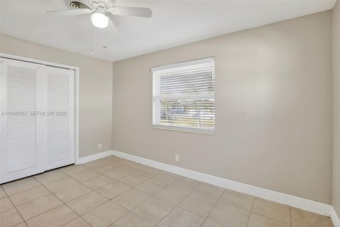 Купить виллу или дом в Купер-Сити, Флорида 2 спальни, 92.07м2, № 2027888 - фото 25