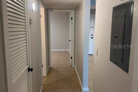 Copropriété à louer à Tampa, Floride: 2 chambres, 83.8 m2 № 2225176 - photo 11