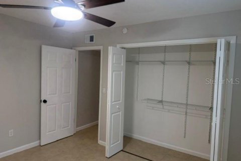 Copropriété à louer à Tampa, Floride: 2 chambres, 83.8 m2 № 2225176 - photo 13