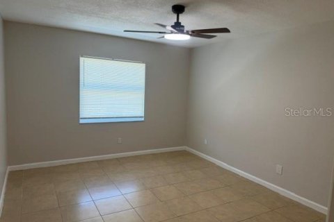Copropriété à louer à Tampa, Floride: 2 chambres, 83.8 m2 № 2225176 - photo 8