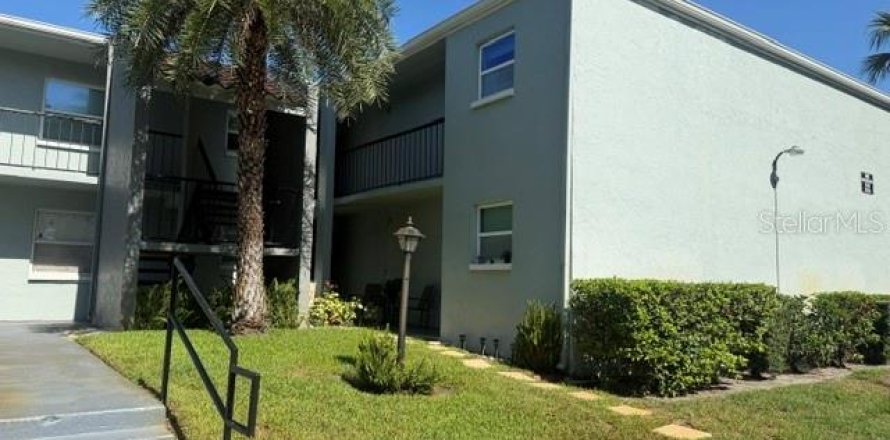 Condo à Tampa, Floride, 2 chambres  № 2225176