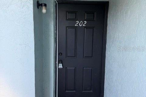 Copropriété à louer à Tampa, Floride: 2 chambres, 83.8 m2 № 2225176 - photo 2