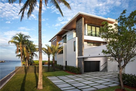 Villa ou maison à vendre à Coral Gables, Floride: 7 chambres, 650.97 m2 № 1865089 - photo 2
