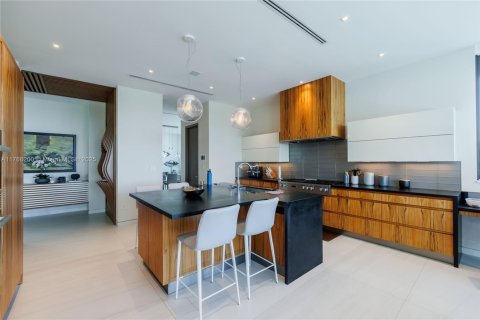 Villa ou maison à vendre à Coral Gables, Floride: 7 chambres, 650.97 m2 № 1865089 - photo 25