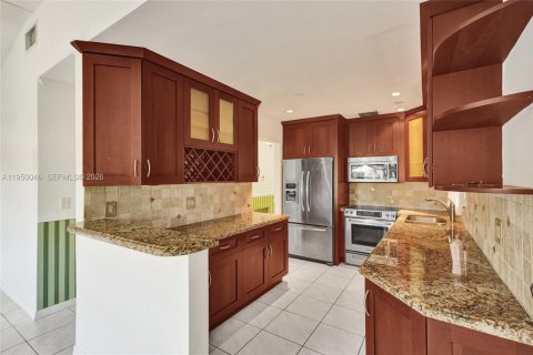Villa ou maison à vendre à Miami, Floride: 3 chambres, 127.74 m2 № 2025549 - photo 21