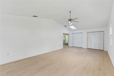 House in Spring Hill, Florida 3 bedrooms, 191.19 sq.m. № 1434069 - photo 29