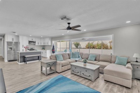 Casa en venta en Lakeland, Florida, 3 dormitorios, 204.38 m2 № 1854069 - foto 14