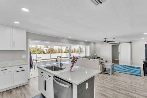 Casa en venta en Lakeland, Florida, 3 dormitorios, 204.38 m2 № 1854069 - foto 17