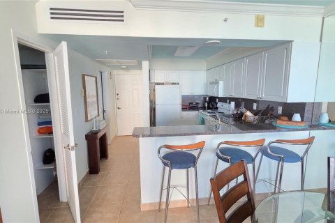 Copropriété à vendre à Hollywood, Floride: 44.78 m2 № 2012180 - photo 3